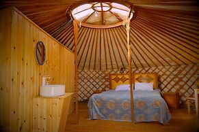 ViaVia Harganat Lodge
