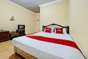 OYO 93422 Villa Tirto