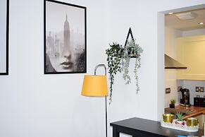 Penthouse 1-bed Apartment With Amazing Views