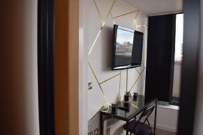 Penthouse 1-bed Apartment With Amazing Views