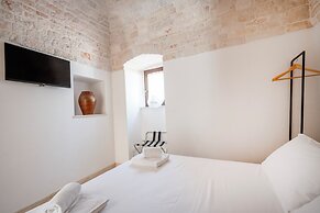 TRULLI CONTENTO ROOMS E APARTMENTS