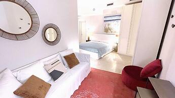 Cala La Luna Resort