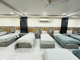 Hotel M K Grand