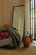 FIXIE LOFTS - Colonial Villa Suites with Pool