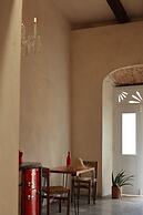 FIXIE LOFTS - Colonial Villa Suites with Pool