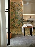 FIXIE LOFTS - Colonial Villa Suites with Pool