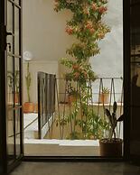 FIXIE LOFTS - Colonial Villa Suites with Pool