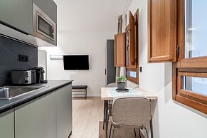Limehome Vitoria Palacio Álava-Velasco