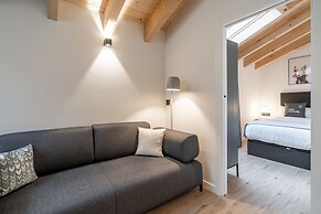 Limehome Vitoria Palacio Álava-Velasco