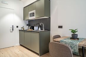Limehome Vitoria Palacio Álava-Velasco