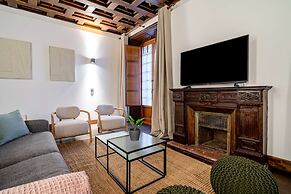 Limehome Vitoria Palacio Álava-Velasco