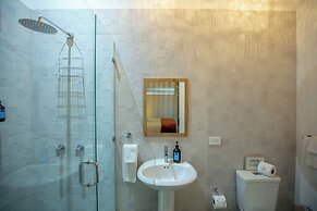 Blue Serenity Hotel