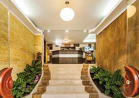 Hotel Gran Marquez