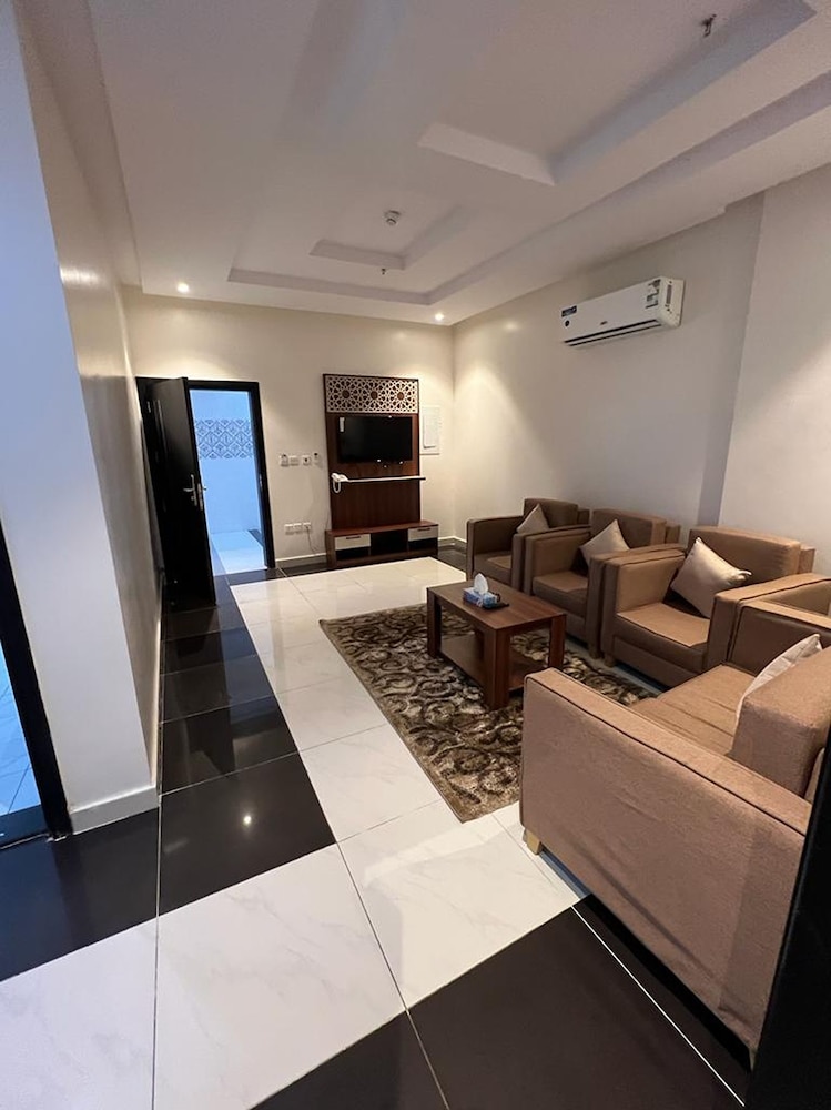restoservicedsuites