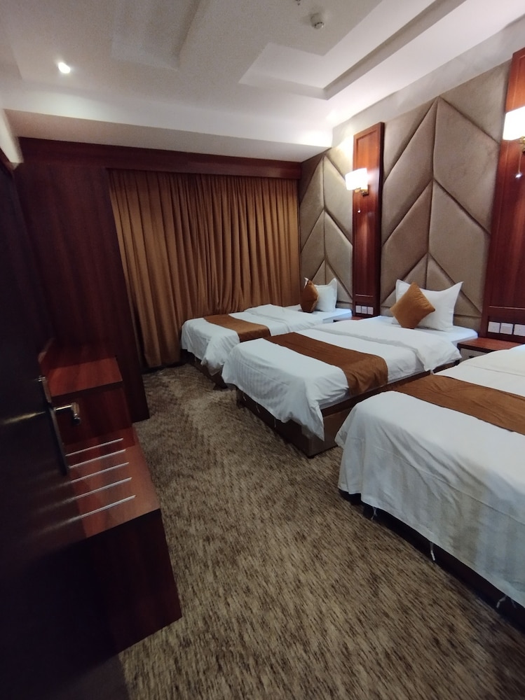 restoservicedsuites
