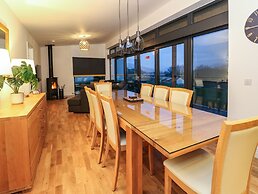 2 Strathtay Lodges