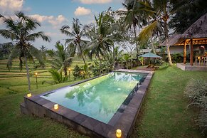 Green Sari Private Villa