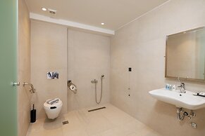 Deos Luxury Suites