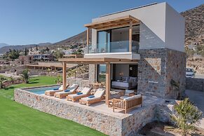 Deos Luxury Suites