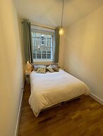 Spacious 1BD Flat - Next to Richmond Riverside!