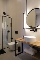 Zaira Hotel