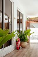 Holiday Crib