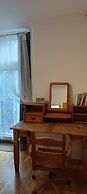 Central 1 - Bed Apartment in Edinburgh Sleeps 3
