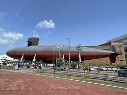 RED SUBMARINE - Hostel