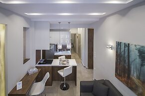 FLOW - White Tower Two Bedroom Suite
