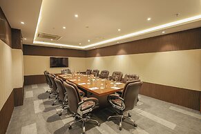 Rhythm Gurugram, Hotel & Suites, Sohna Road