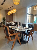 Rhythm Gurugram, Hotel & Suites, Sohna Road