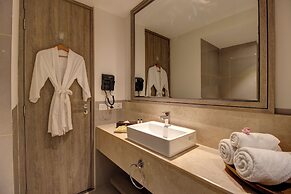 Rhythm Gurugram, Hotel & Suites, Sohna Road