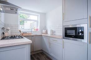 Castle Square - 2 Bedroom - Mumbles
