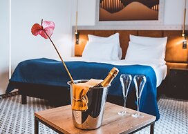 Hotel M23