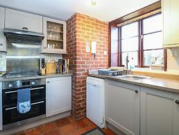 Lanthorn Cottage