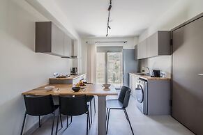 Blue Symphony Suites & Apartments
