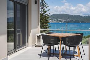 Blue Symphony Suites & Apartments
