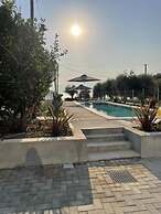 Blue Symphony Suites & Apartments