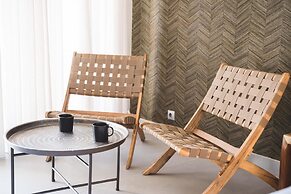 Blue Symphony Suites & Apartments