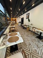 the rooms boutique hotel