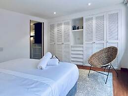 Palace by Wynwood House