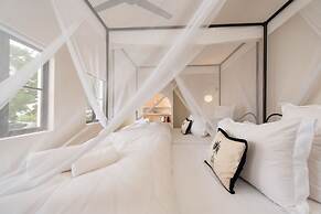 The Ivory Haus