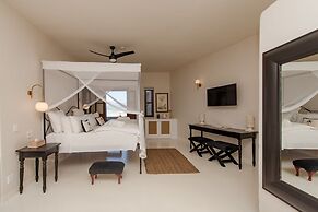 The Ivory Haus