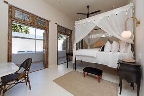 The Ivory Haus