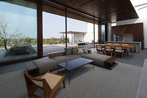 NOT A HOTEL AOSHIMA