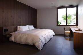 NOT A HOTEL AOSHIMA