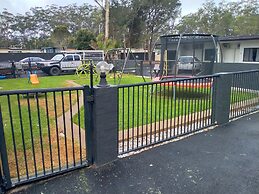 Midway Motel and Villas