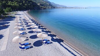 Stavento beach front suites