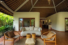 Flor Villa by Betterplace