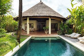 Flor Villa by Betterplace